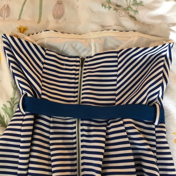 Blue/white strapless dress | UA Los Angeles - Picture 2 of 2